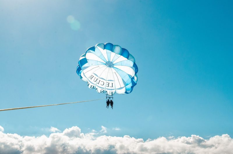 Parascending