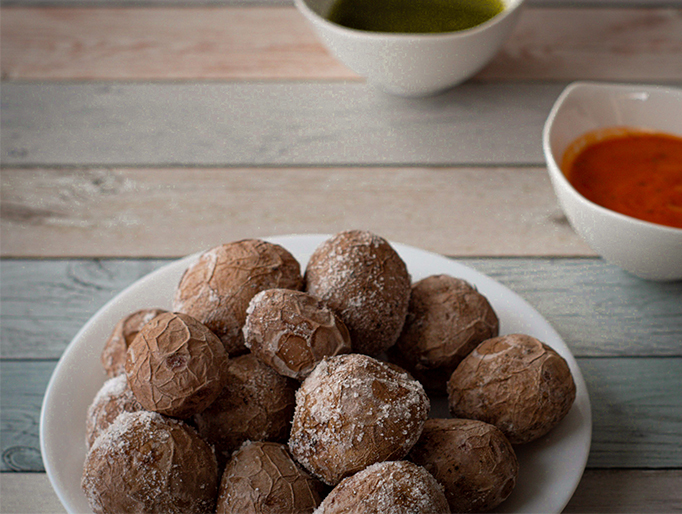 FOTO-PRODUCTO-WAVVYCLUB-papas-arrugadas Papas arrugadas con mojo verde y mojo rojo